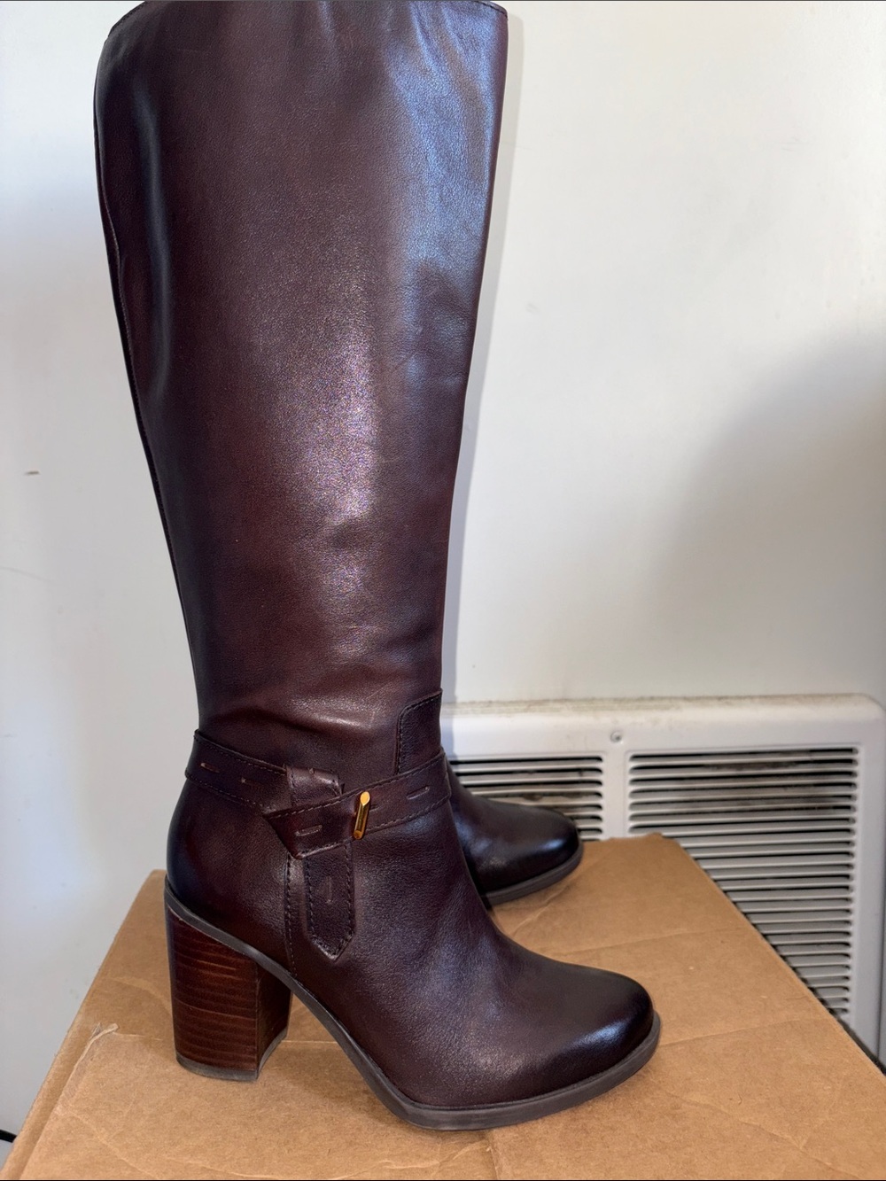 Women's Tall Naturalizer Brown Leather Block Heel Boots size 5.5M